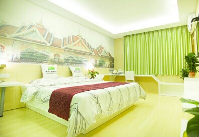 青年都市迷你经济型酒店加盟费