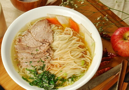 万里金汤牛肉拉面加盟选址原则