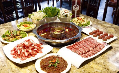 地瓜老火锅加盟费