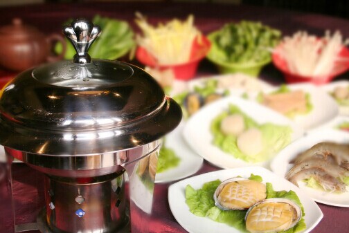 咕嘟咕嘟小火锅加盟