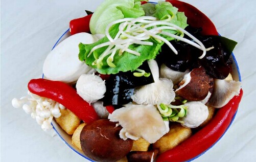 八猪麻辣烫加盟流程