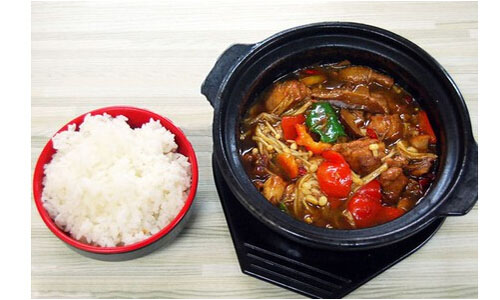 腾宇记黄焖鸡加盟