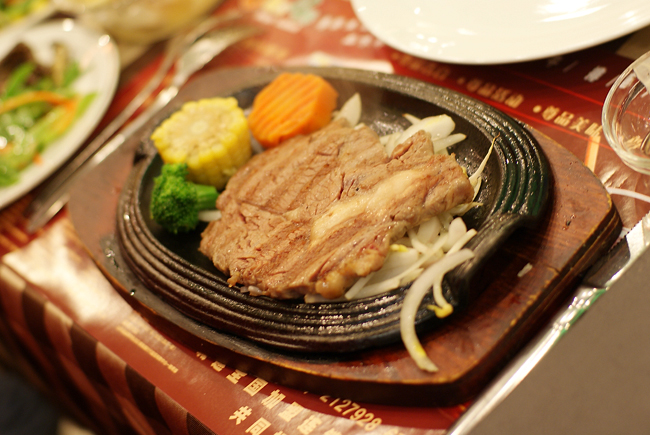 尊品牛排加盟费