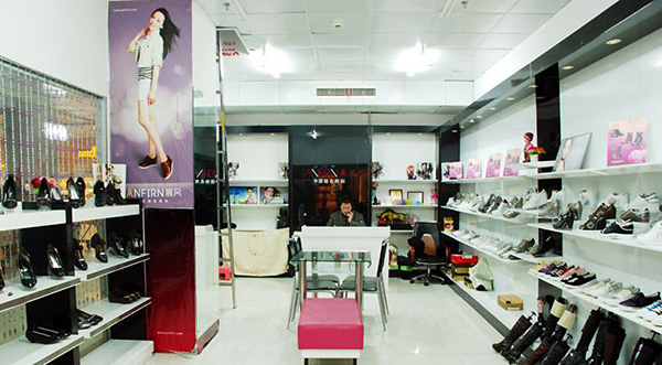 展风女鞋加盟