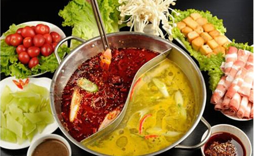 逸山伍自转小火锅加盟费