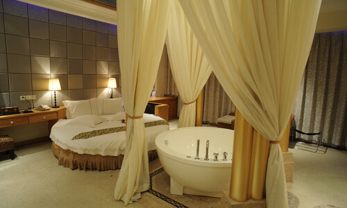 嘉利华连锁酒店加盟费