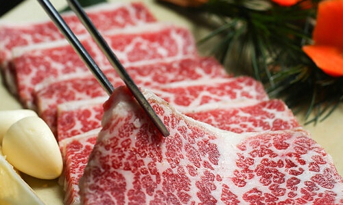 韩林炭烤加盟需要多少钱？投资50万元，摇身一变成富豪！