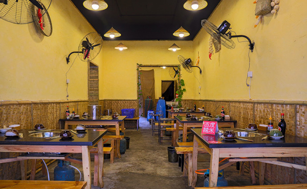 牛二家火锅加盟店