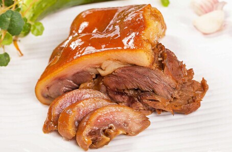 章福元加盟费是多少？不到十万元成功加盟！