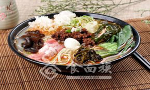 食面族加盟费多少钱？