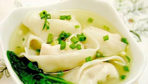 龙抄手加盟费多少？投资几十万，盈利千千万！