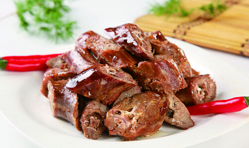 三品黑鸭加盟需要多少钱?不到2万元,回报巨大!