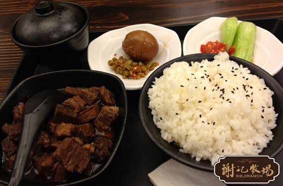 谢记牧场牛腩饭加盟费是多少？