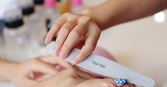 珂洛丽美甲加盟费是多少？