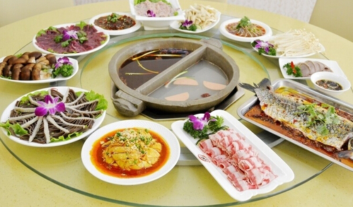 潮辣重庆火锅加盟多少钱？小小投资，丰厚回报！