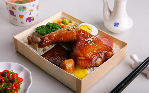 韬乐园自选快餐加盟费是多少？