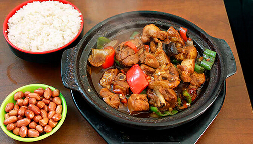 魏小宝红焖鸡米饭加盟多少钱?