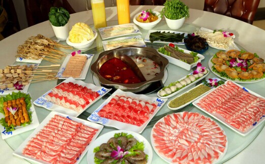 加盟摸错门火锅要多少钱？