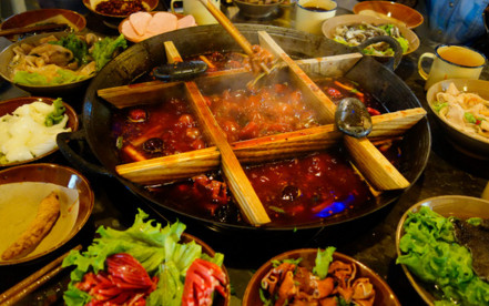 加盟九宫格老灶火锅需要多少钱？