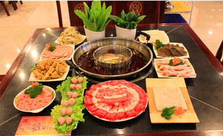 孔亮火锅加盟需要多少钱？