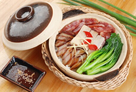 炙口福煲仔饭加盟费多少钱?10万元不到即可致富!