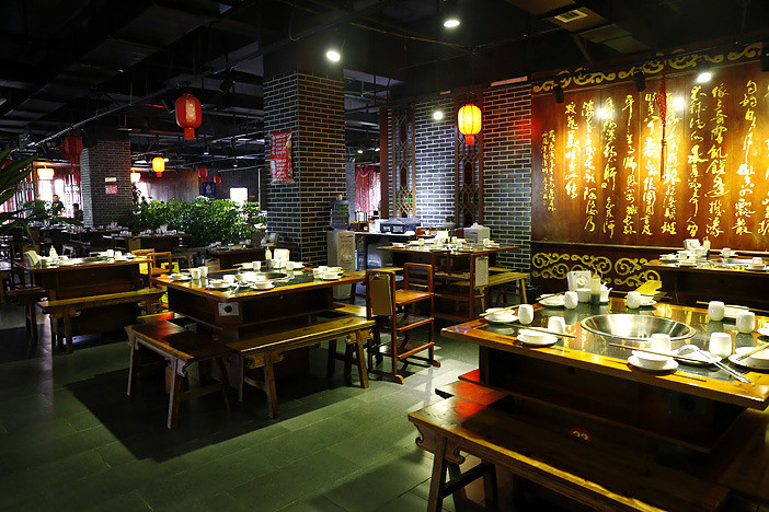 老阿婆公馆火锅加盟要多少钱？最低仅需15.8万元！