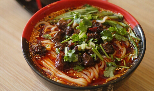 熬骨香牛肉拉面加盟需要多少钱？