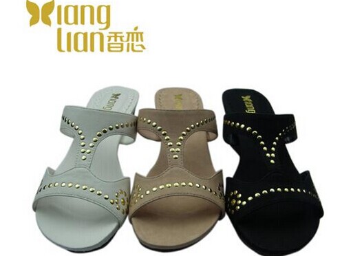 香恋女鞋加盟费是多少?投入23万元即可致富!