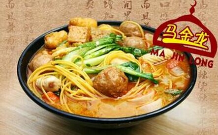 马金龙麻辣烫加盟要多少钱？33万元助您成功！