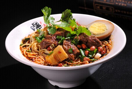 嘿麻辣斗小面加盟费是多少?