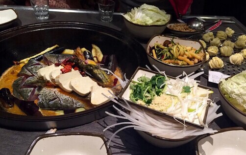 刘罗锅铁锅炖加盟最少要多少钱？