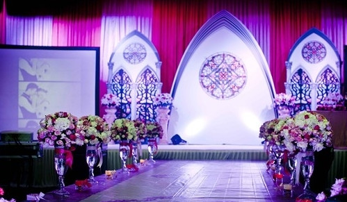 红绣球婚庆加盟费是多少?仅需30万元就能加盟!