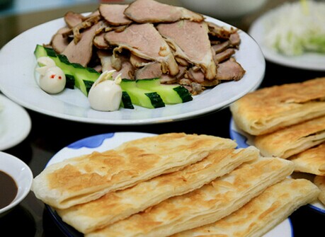 李连贵熏肉大饼加盟最少要多少钱?