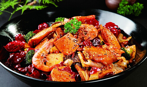 九里飘香香锅加盟费是多少?