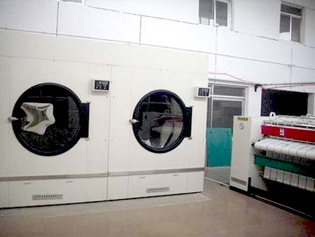 加盟一个干洗店多少钱？