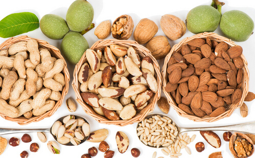 小伙儿干果加盟费是多少？