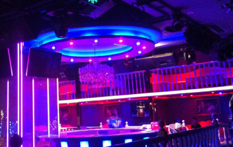 皇后酒吧加盟需要多少钱？