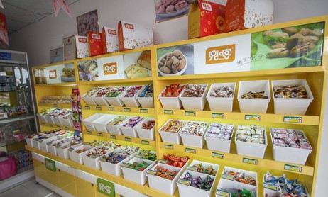 兜喀量贩零食加盟费是多少？