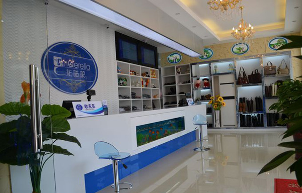 灰姑娘加盟店