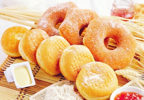 苹果花园面包加盟费