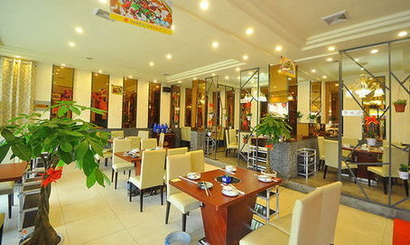 金三峡火锅加盟费是多少？初步投资45.6万元！