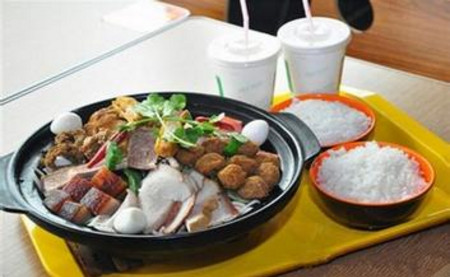 杨记砂锅加盟最少需要多少钱？