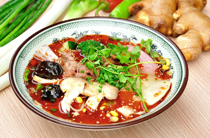 馋嘴麻辣烫加盟费是多少？7.9万元创业开店好轻松！