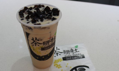茶研社奶茶加盟需要多少钱？最低15.8万元起！