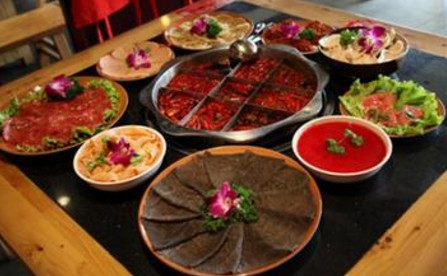 董家湾加盟费是多少？前期投入62.05万元即可！