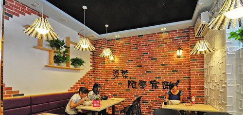 阿秦家味加盟店多少钱？