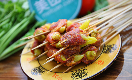 开个牛华绿缘麻辣烫加盟店要多少钱？