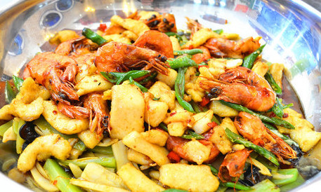 鱼恋虾火锅加盟店需要多少钱? 鱼恋虾火锅加盟店需要多少钱?