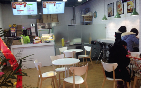 猫叔の奶茶与披萨加盟店需要多少钱？