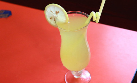 爽逍遥奶茶加盟店需要多少钱？最低支出7.35万元！